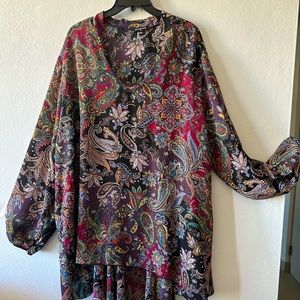 Chacha Vente plus size Hi/Lo Tunic. 3X